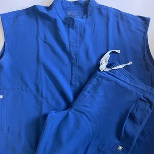 Women’s FIGS Scrub Set - NO LONGER AVAILABLE (unable to take down post)